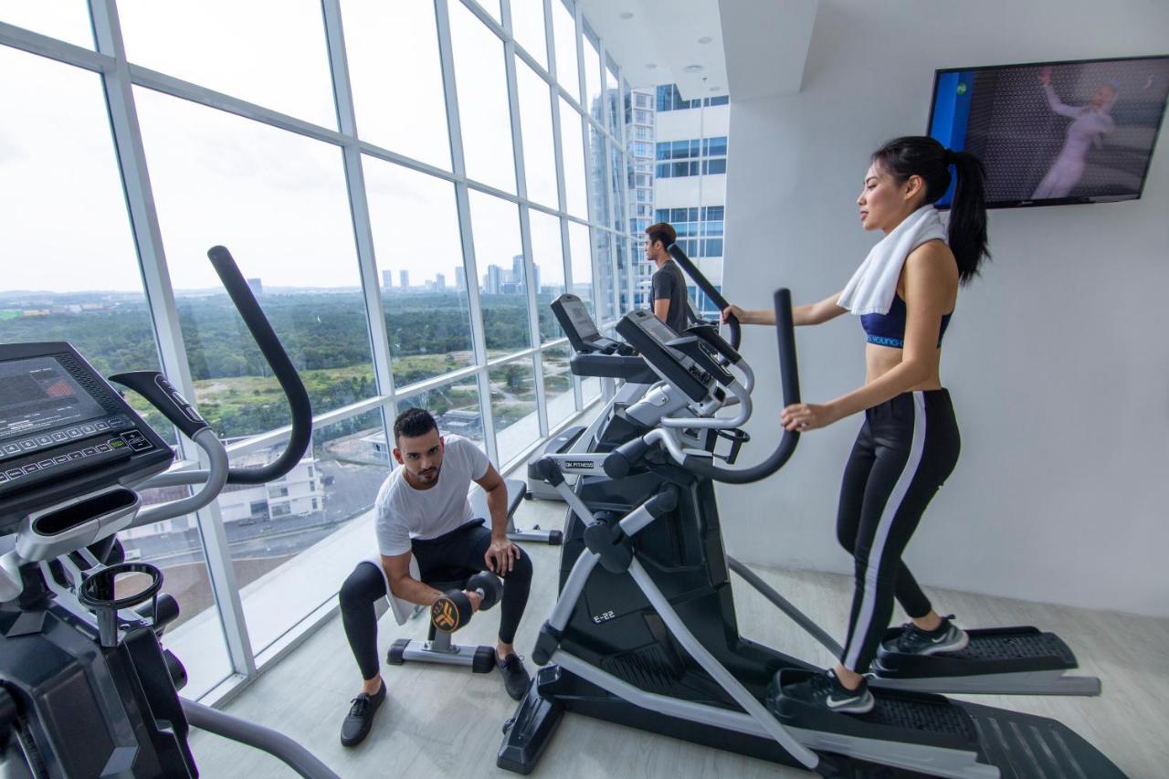 Fraser Place Puteri Harbour Nusajaya  Exteriör bild Elliptical cross trainer