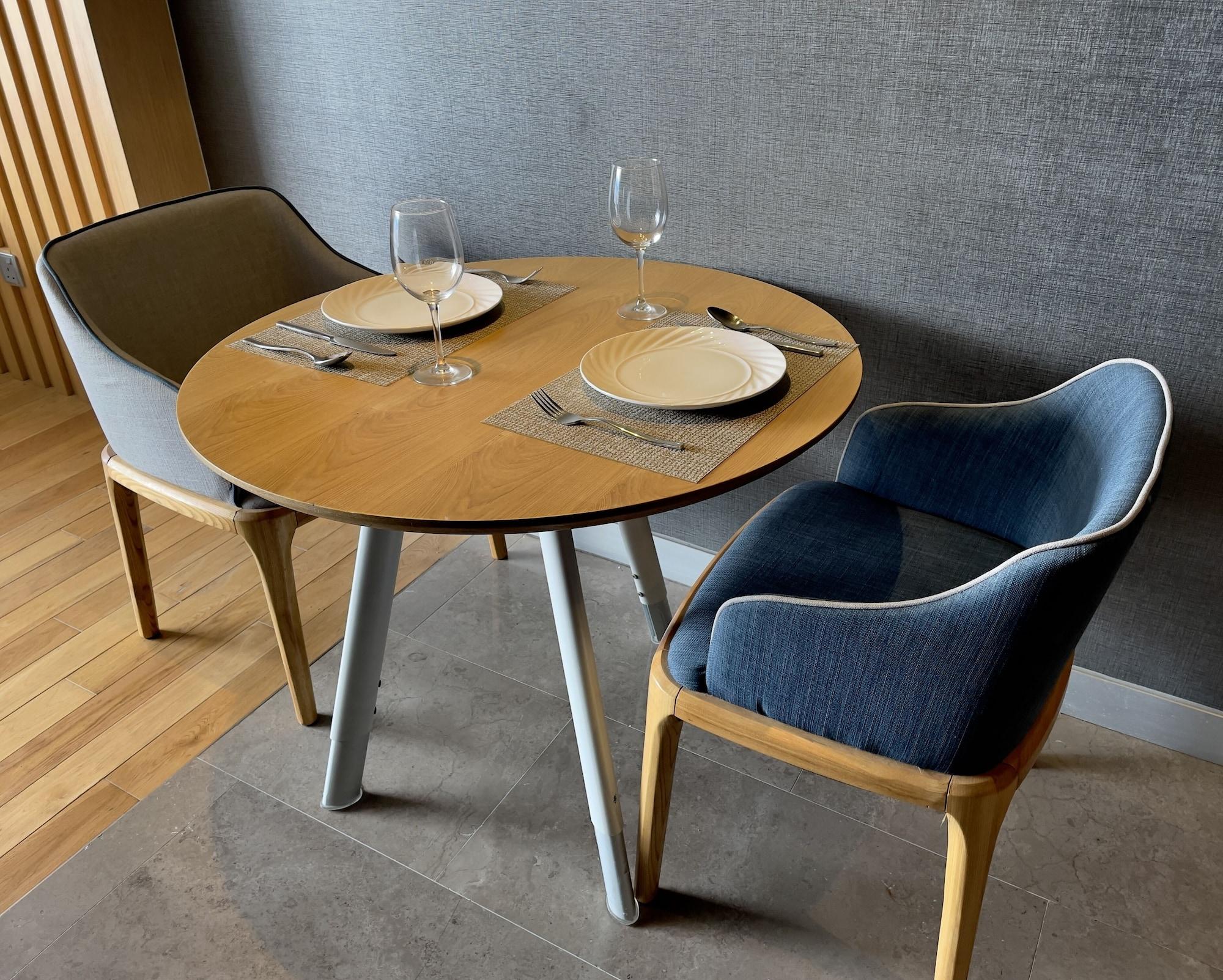 Fraser Place Puteri Harbour Nusajaya  Exteriör bild A table and two chairs