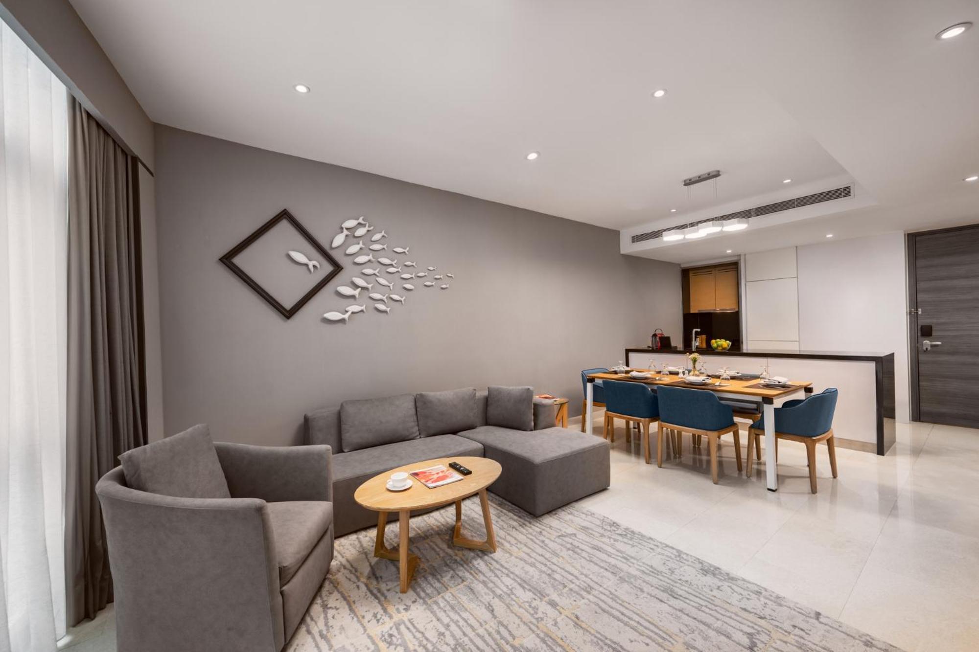 Fraser Place Puteri Harbour Nusajaya  Exteriör bild A living room in a condominium