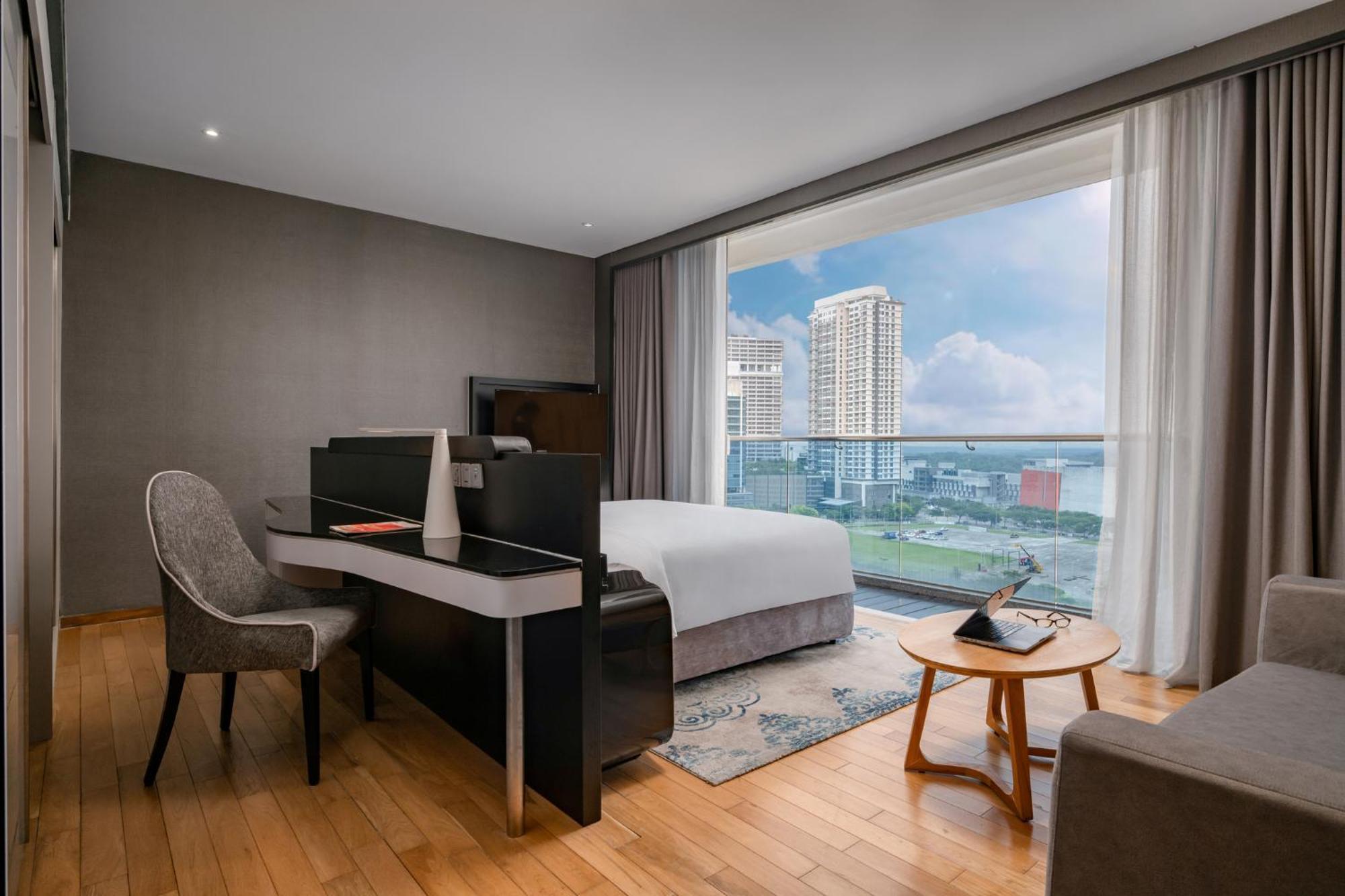Fraser Place Puteri Harbour Nusajaya  Exteriör bild Suite room
